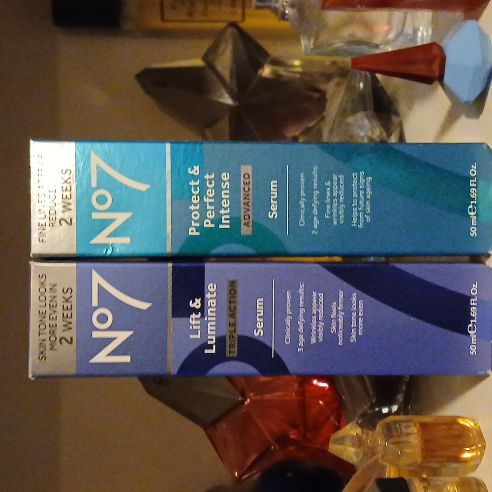 No7 Protect & Perfect Intense Advanced Serum Lift & Luminate Triple Action Serum